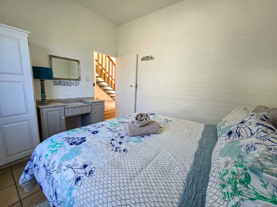 7 Bedroom Property for Sale in Stilbaai Wes Western Cape